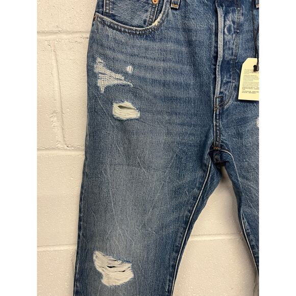 New nwt Levi’s 30x32 blue jeans 501 anniversary edition distressed medium wash - Picture 10 of 12